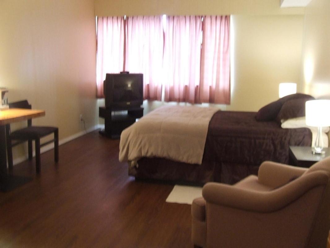 Providence Place Inn Port Hardy Extérieur photo